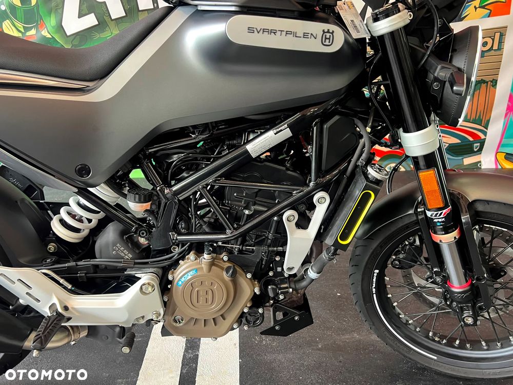 Husqvarna Svartpilen - 9