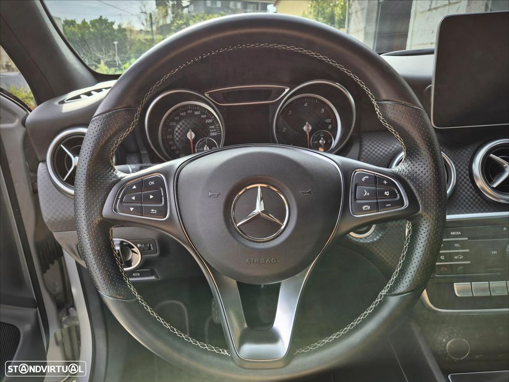 Mercedes-Benz A 200 d Urban - 9