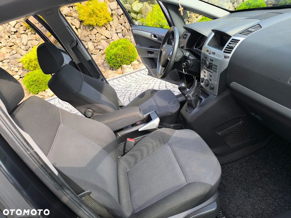 Opel Zafira 1.8 Family - 17