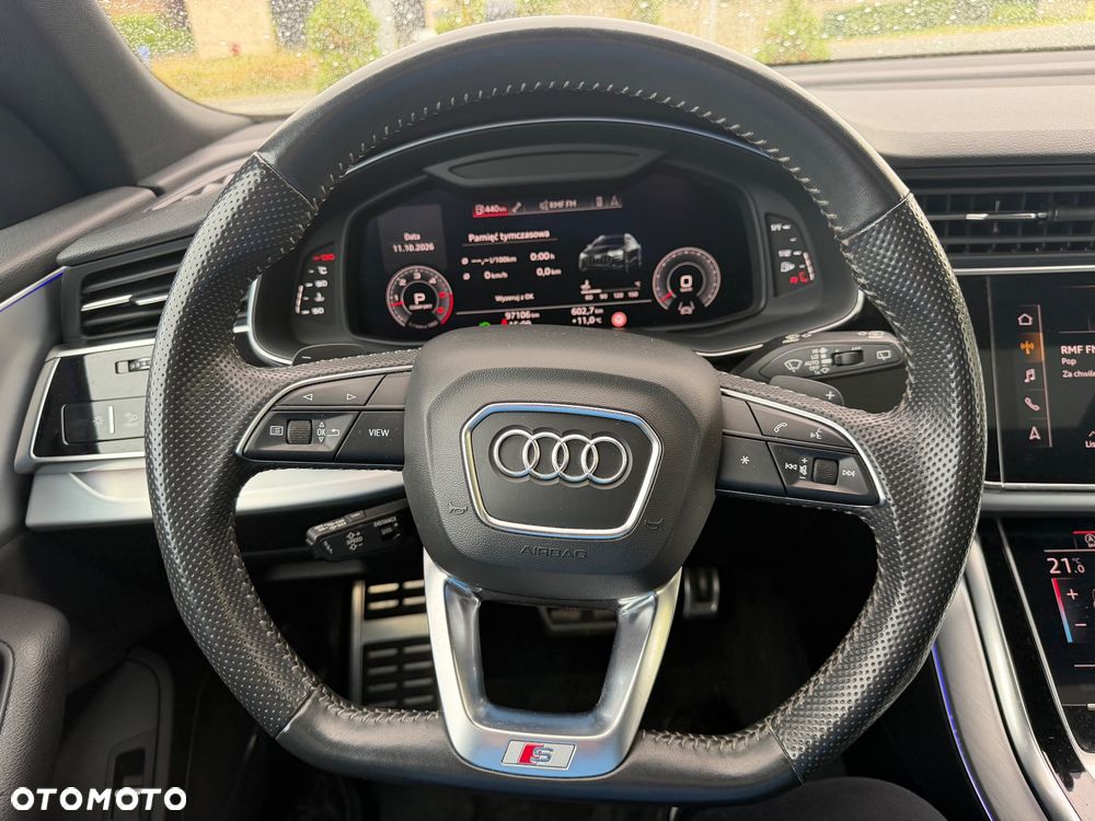 Audi Q8 - 28