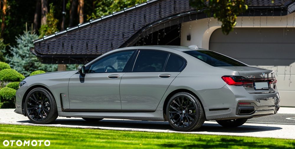 BMW Seria 7 - 11