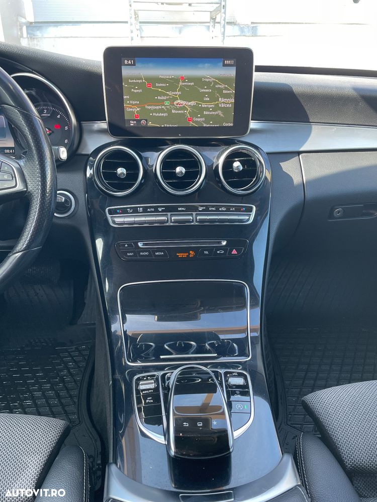 Mercedes-Benz C - 6