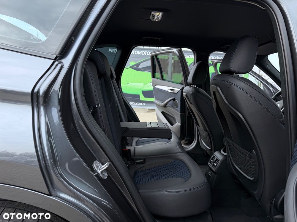 BMW X1 sDrive18d M Sport - 35