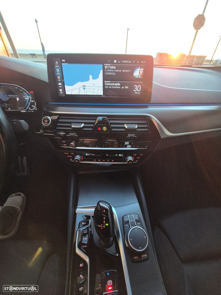 BMW 530 e iPerformance Pack M - 8