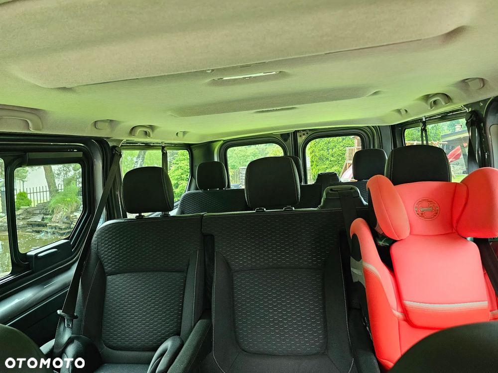 Opel Vivaro L2H1 2,9t Elegance Business - 36