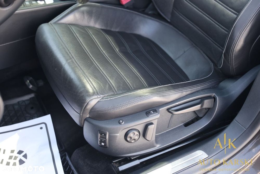 Volkswagen CC - 32
