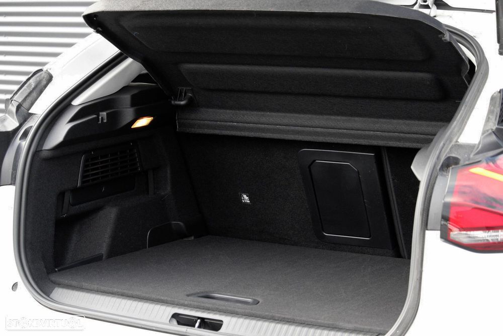 Citroën e-C4 50 kWh Shine - 13