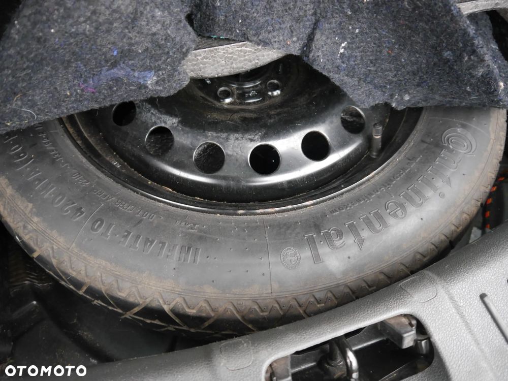 Ford Kuga 2.0 TDCi 4x4 Titanium - 16