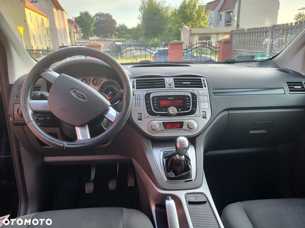 Ford Kuga - 7