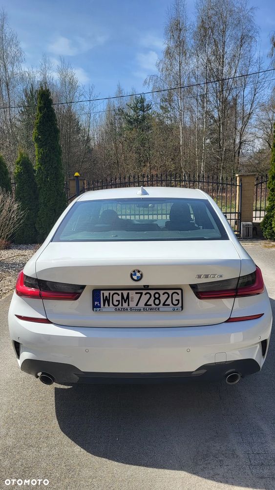 BMW Seria 3 330e M Sport sport - 6