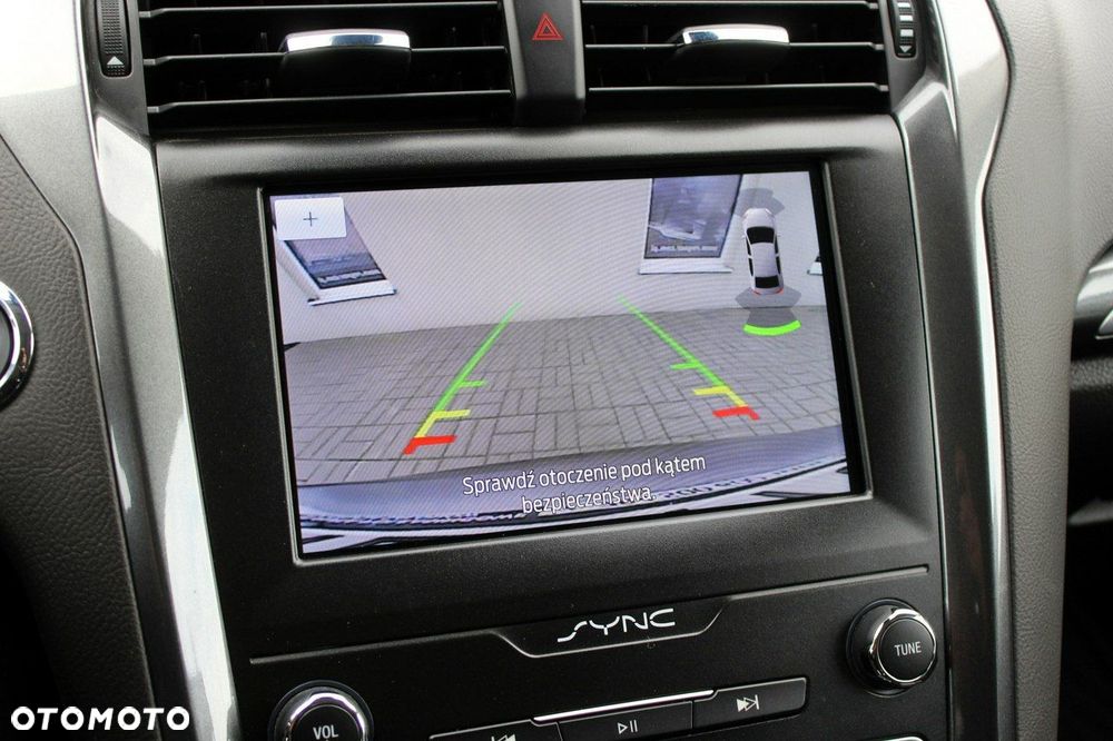Ford Mondeo SW 2.0 Hybrid Trend - 18