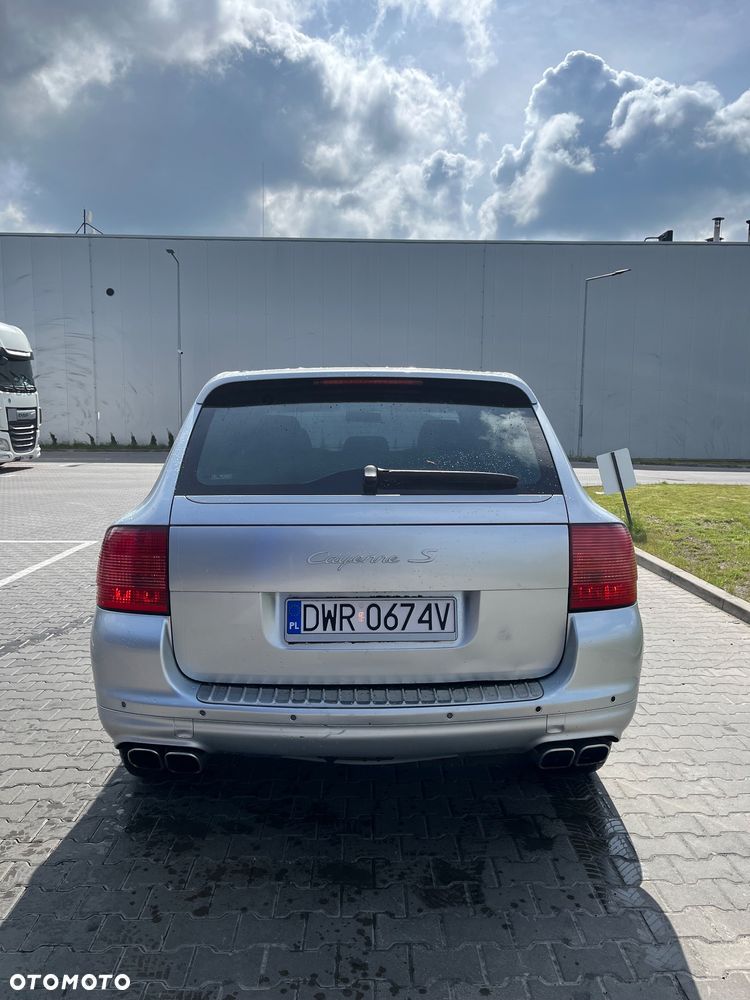 Porsche Cayenne - 9