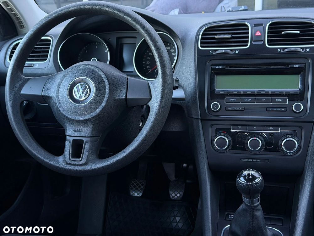 Volkswagen Golf 1.6 TDI Comfortline - 29