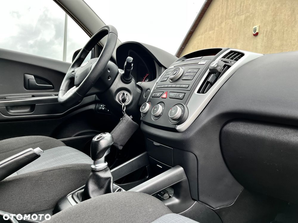 Kia Ceed 1.4 CVVT Attract - 15