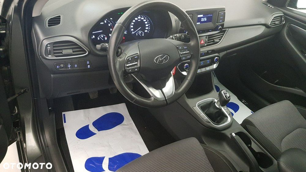Hyundai i30 - 25