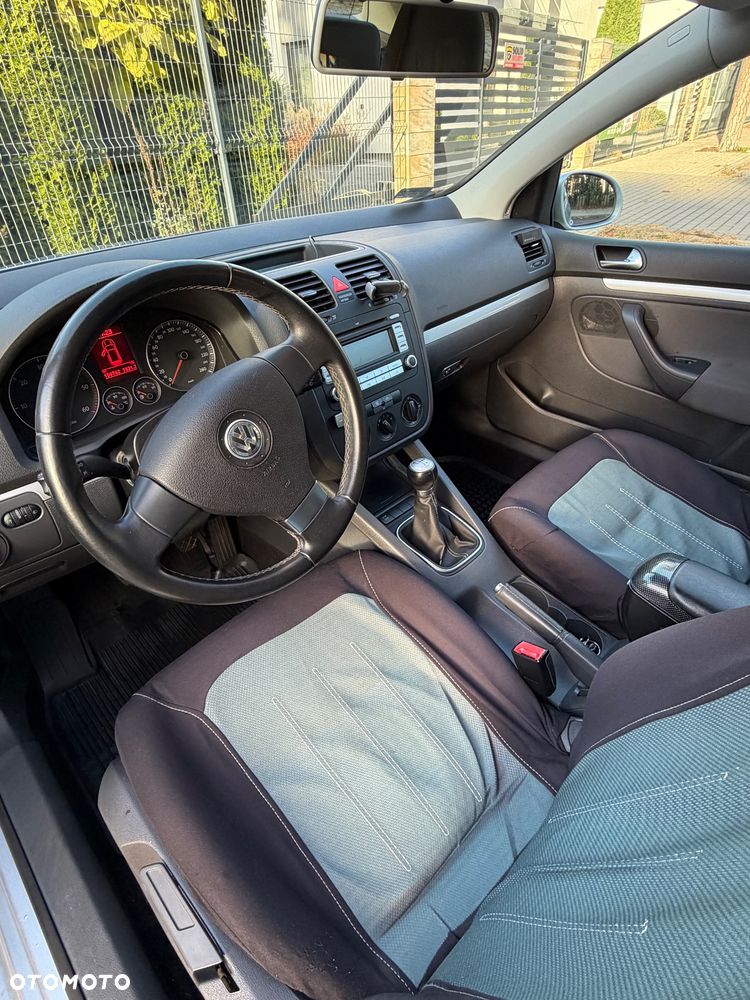 Volkswagen Golf 1.9 TDI Comfortline - 21