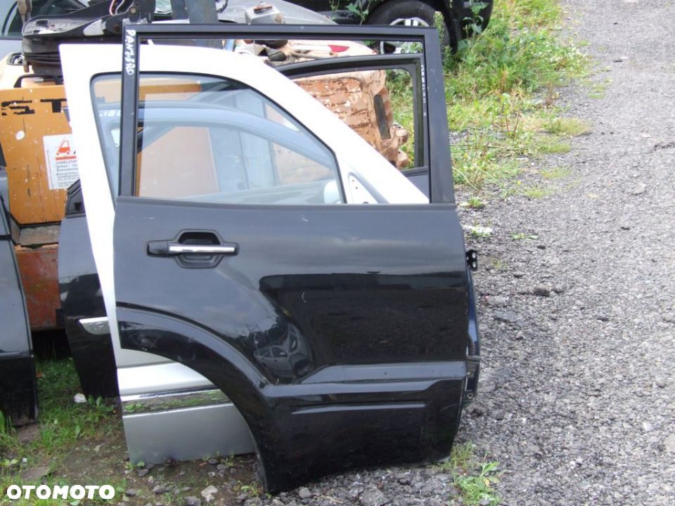 Drzwi prawy tył - Mitsubishi Pajero DiD - 1