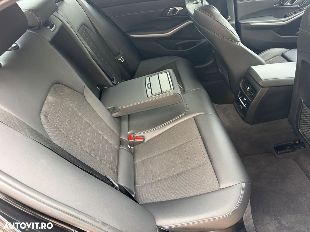 BMW Seria 3 318i Aut. Sport Line - 8