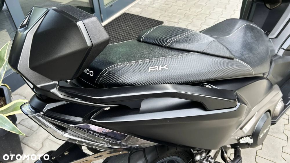 Kymco AK 550 - 8