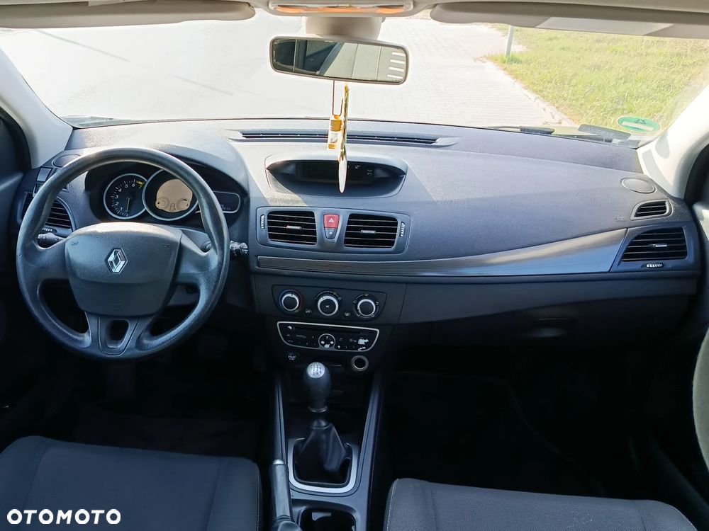 Renault Megane 1.6 16V Exception - 12