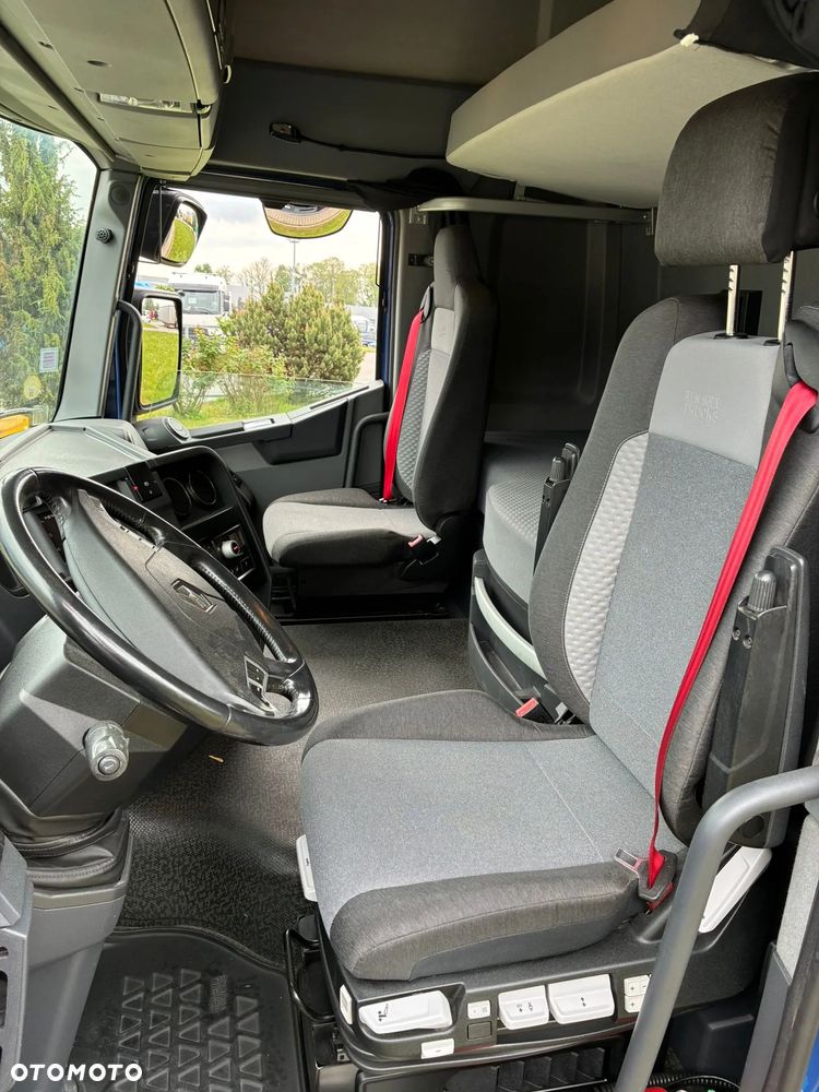 Renault T440 EVO Sleeper Cab - 19