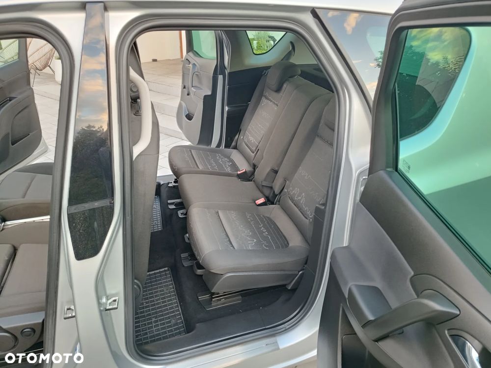 Opel Meriva - 18