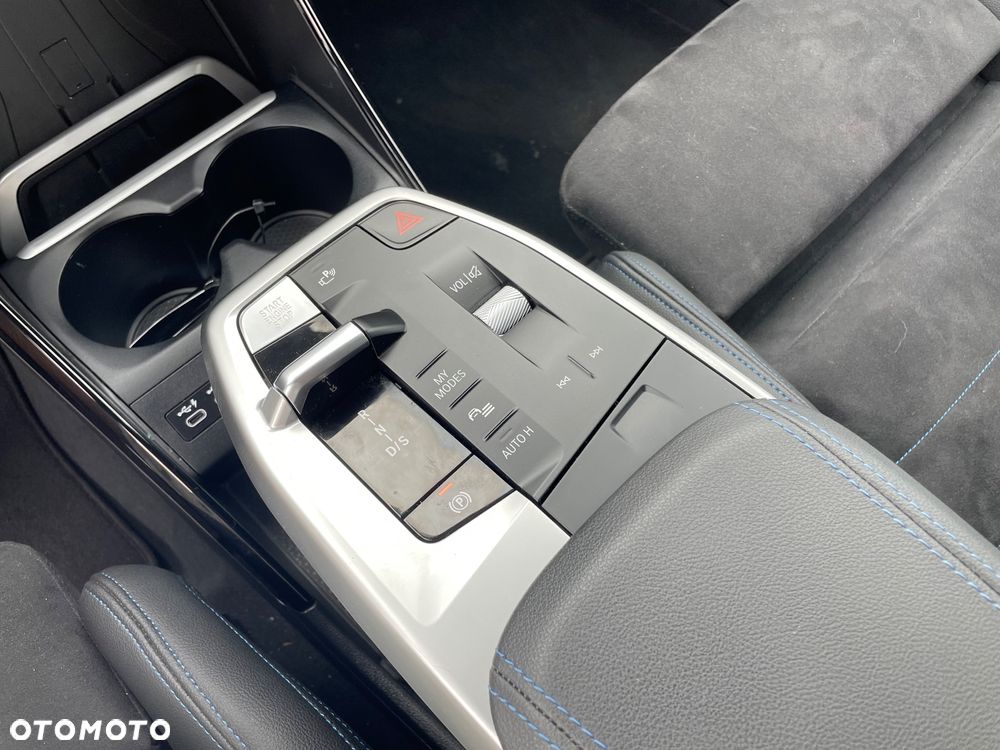 BMW Seria 2 223i Active Tourer - 30