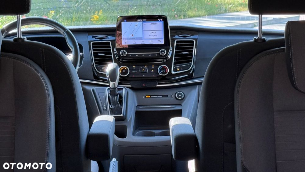 Ford Tourneo Custom - 15