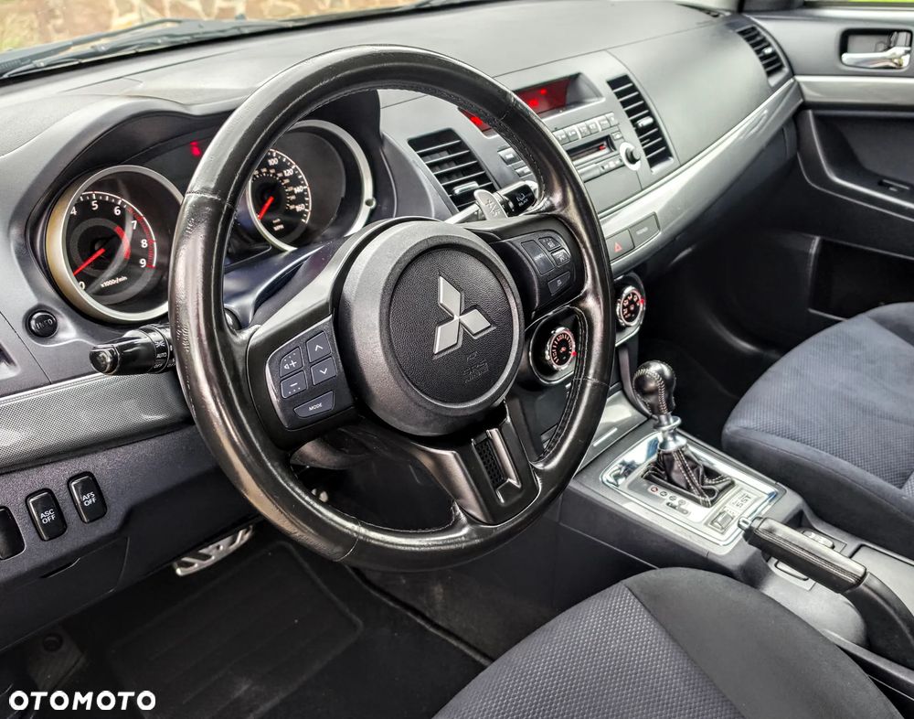 Mitsubishi Lancer 2.0 16V Turbo TC-SST Ralliart - 28