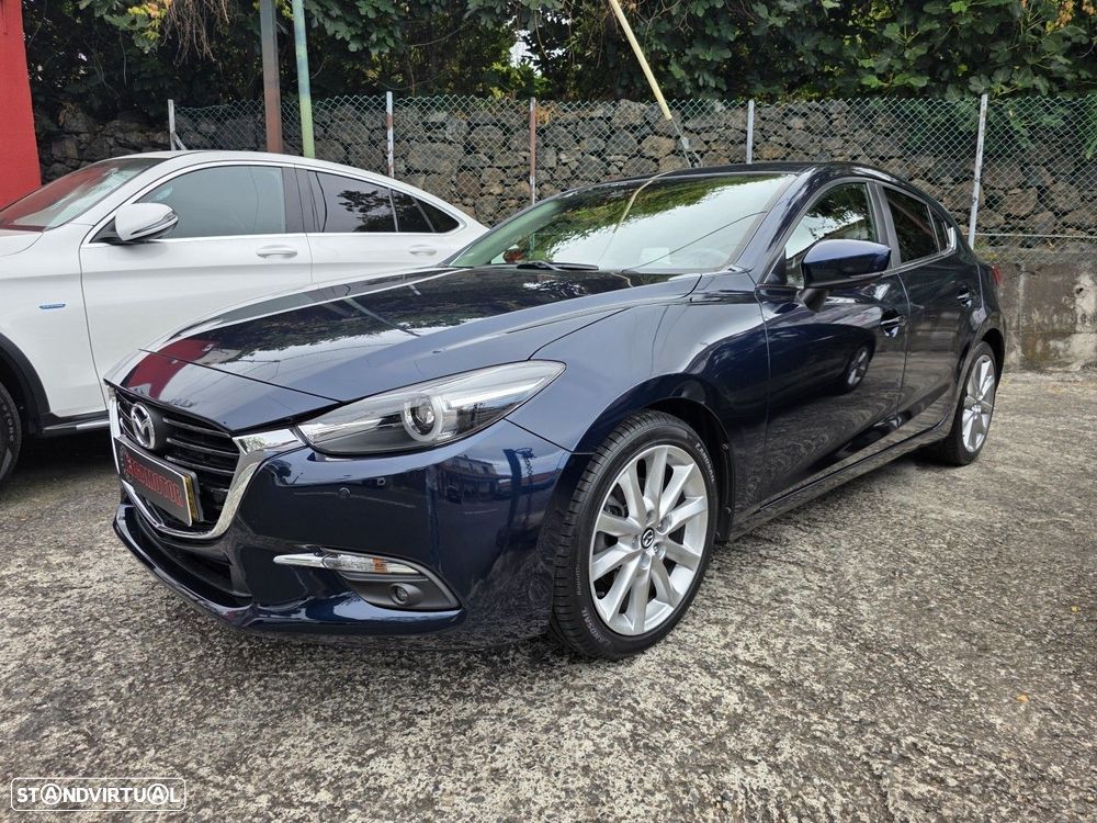Mazda 3 Hatchback 1.5 Sky-D Excellence - 1