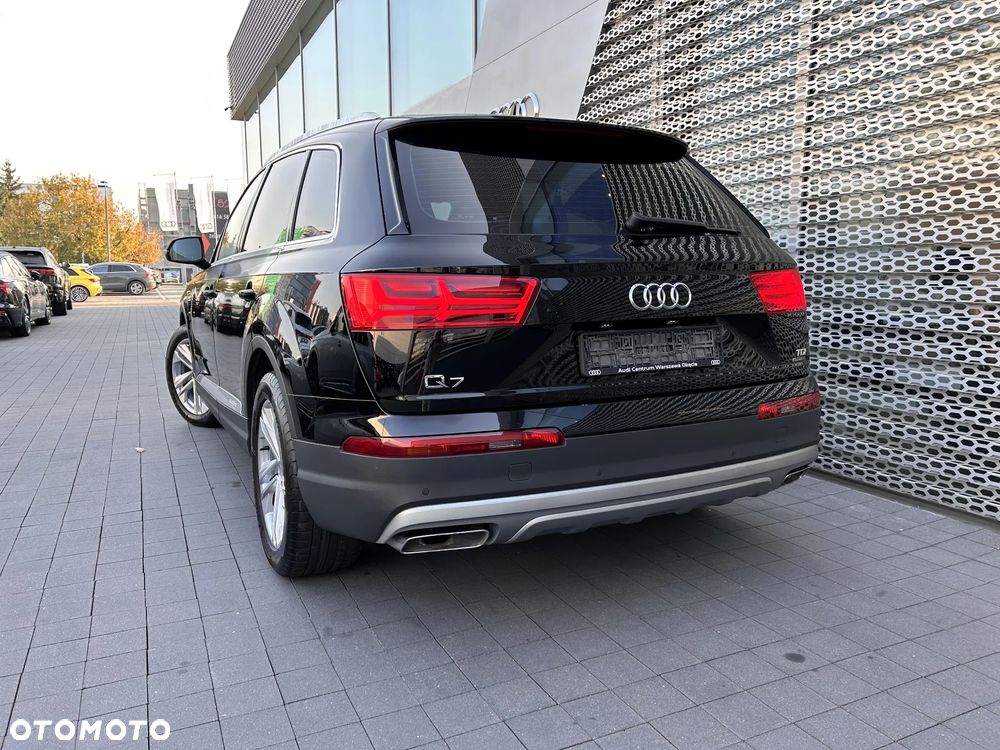 Audi Q7 3.0 TDI ultra Quattro Tiptronic - 4