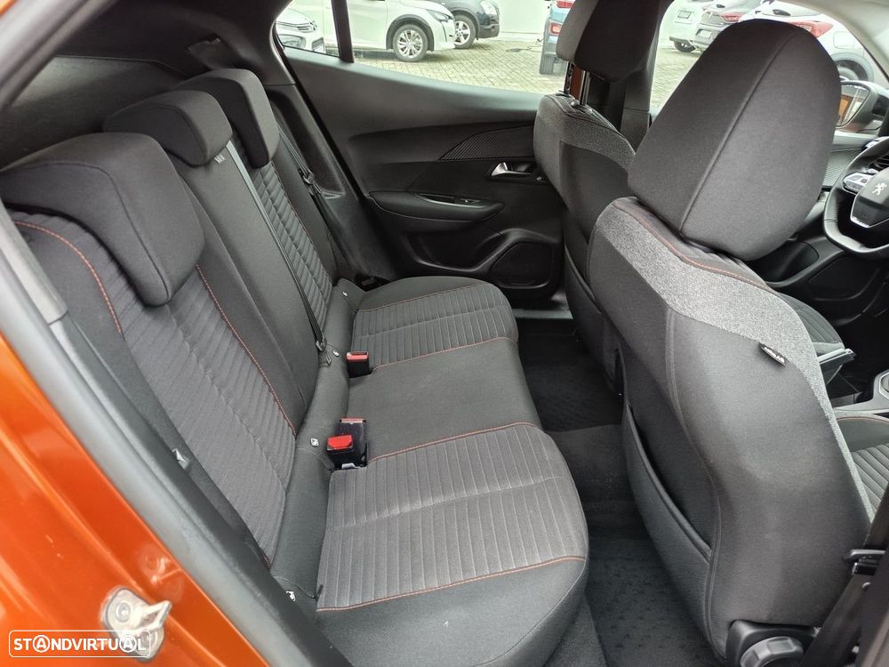 Peugeot 2008 1.2 PureTech Active Pack - 10