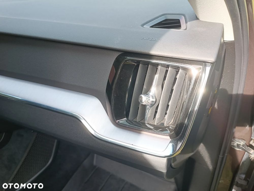 Volvo V60 D3 Drive-E Momentum - 22