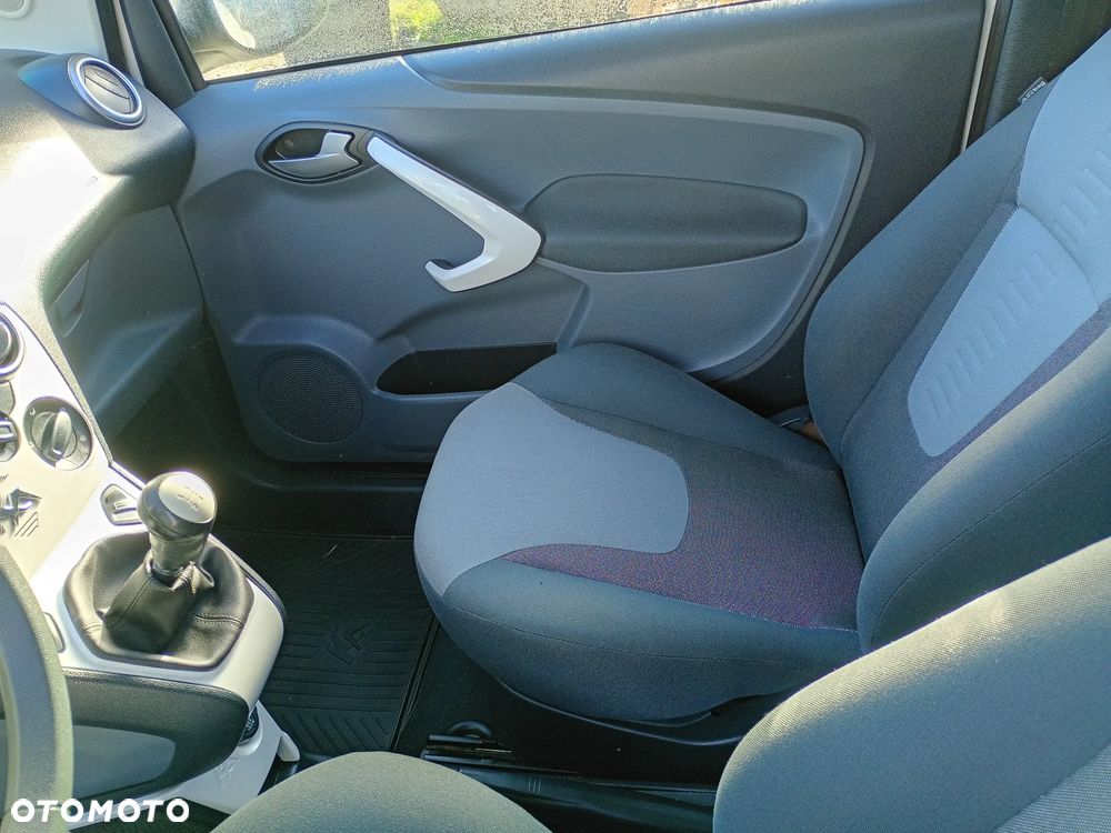 Ford KA - 10