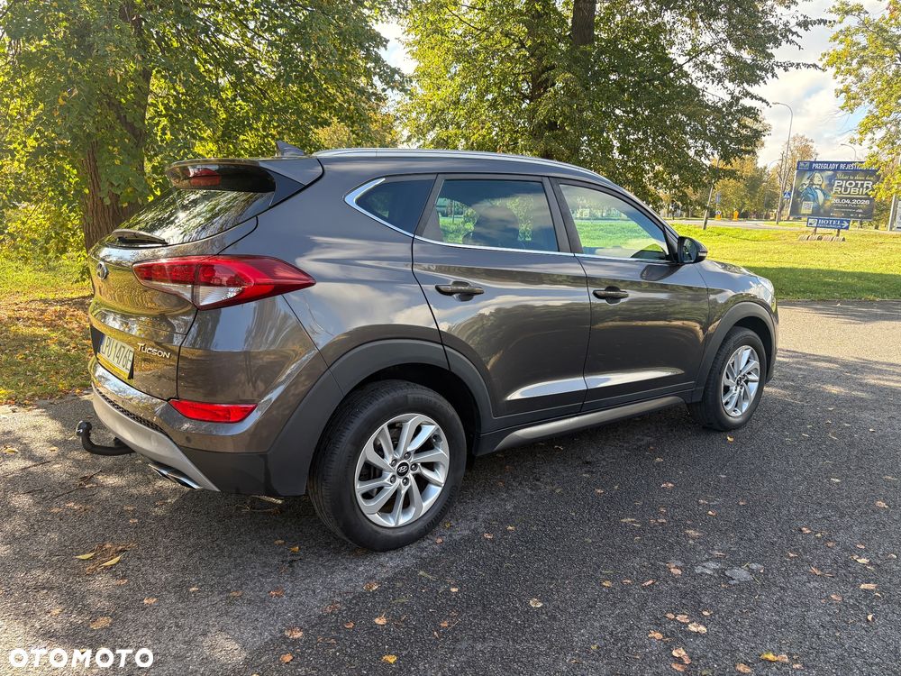 Hyundai Tucson 2.0 CRDI BlueDrive Comfort 2WD - 5