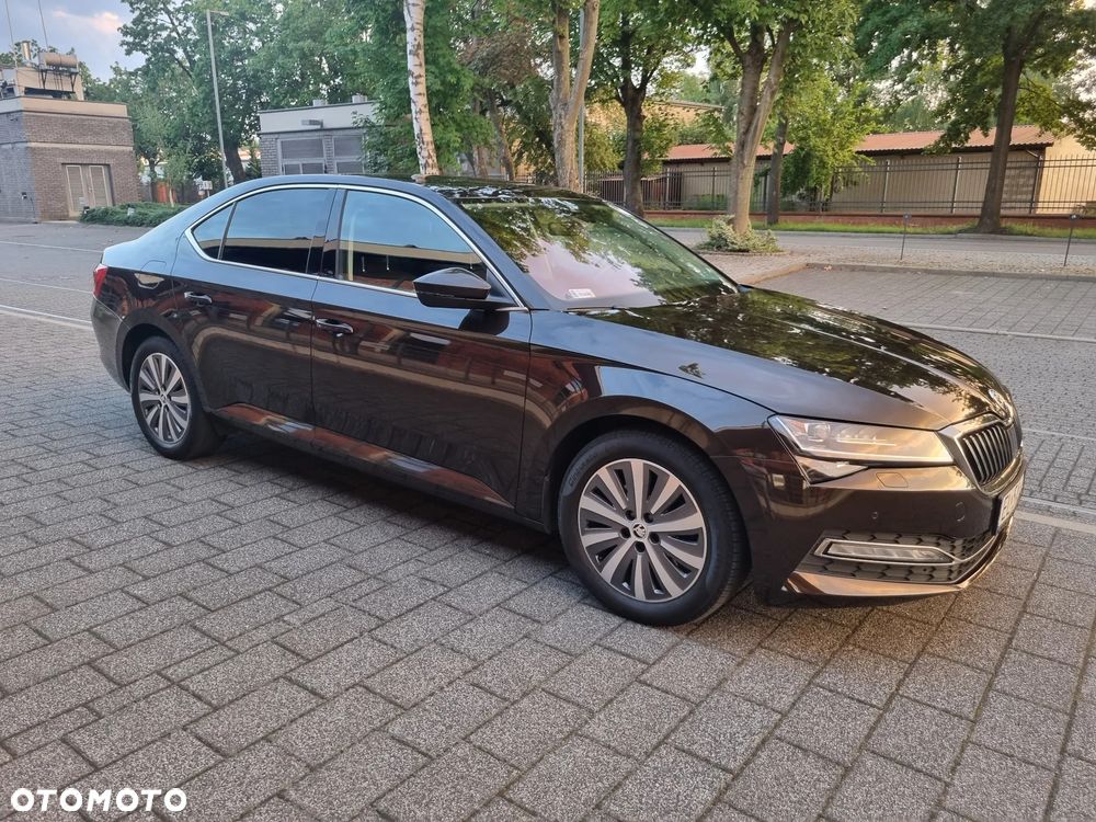 Skoda Superb 2.0 TDI SCR Style DSG - 16