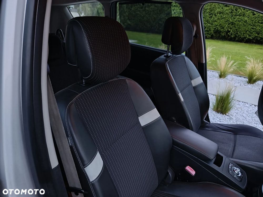 Renault Grand Scenic Gr 1.4 16V TCE Bose Edition - 30