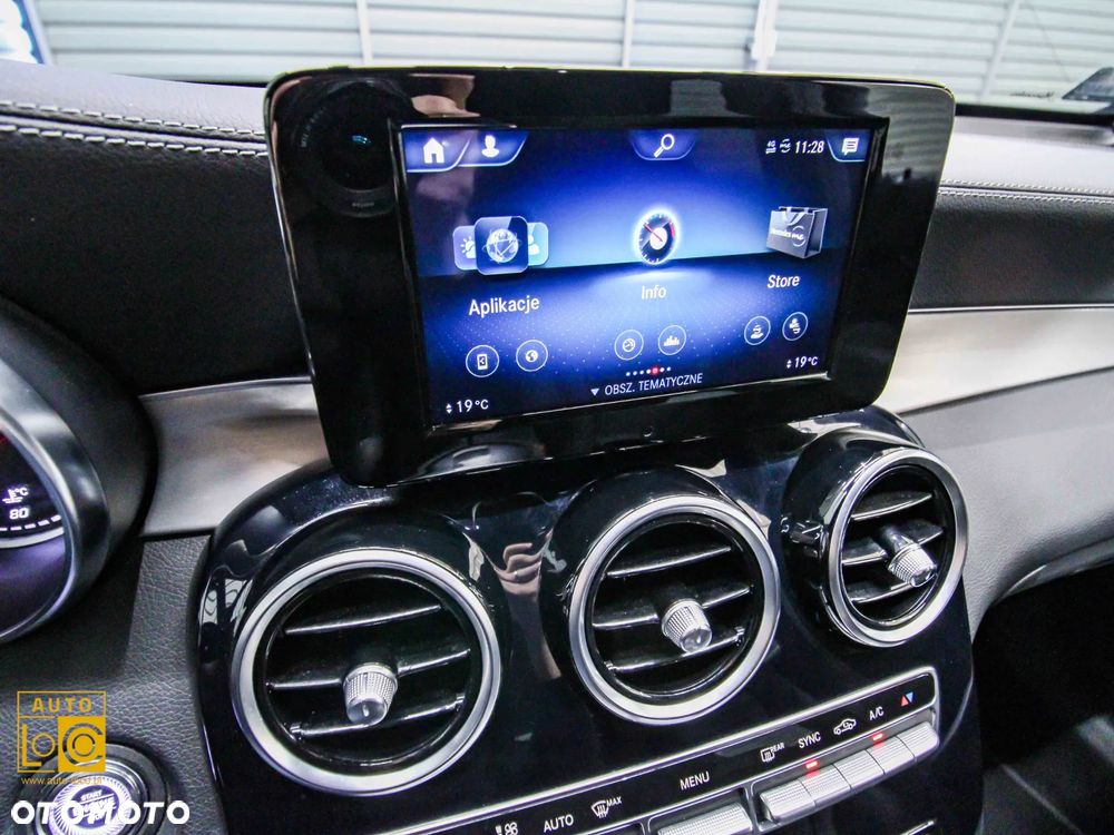 Mercedes-Benz GLC 200 d 4Matic 9G-TRONIC AMG Line - 21