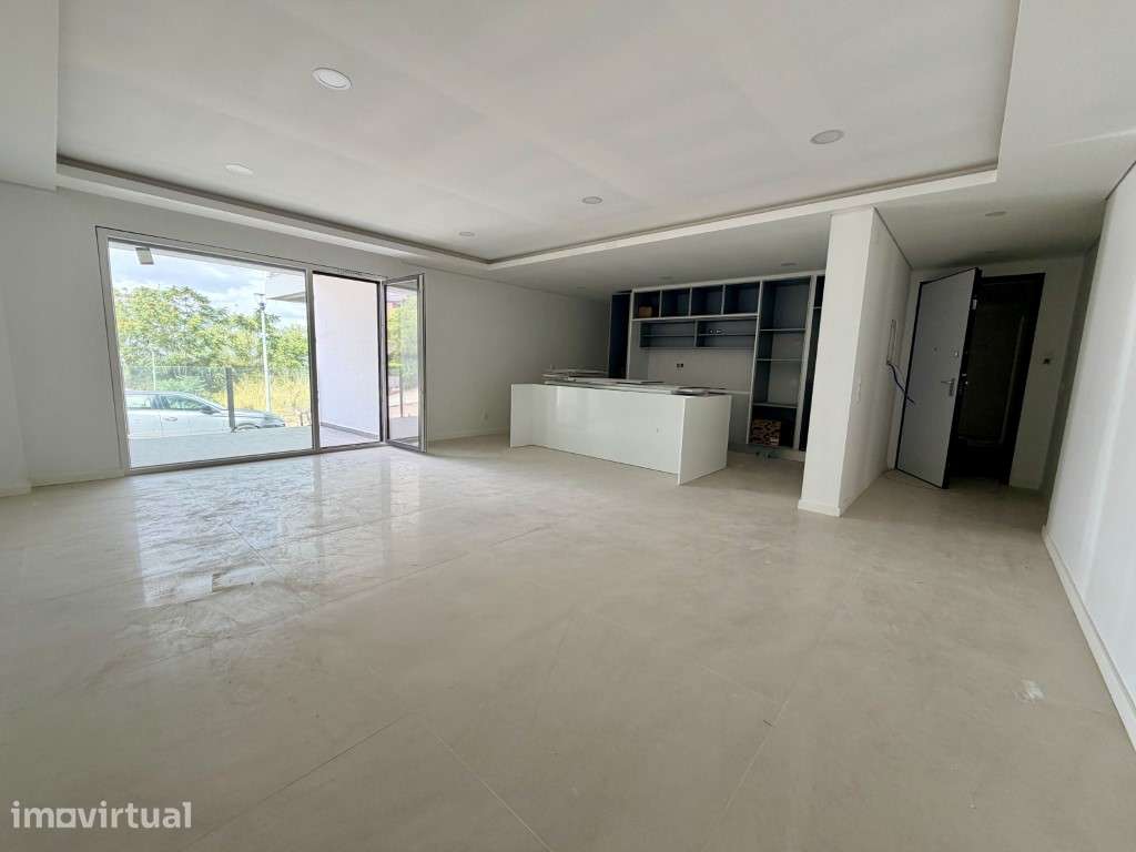 Apartamento Duplex T3 com Openspace de 73 m2 e Garagem - Grande imagem: 4/28