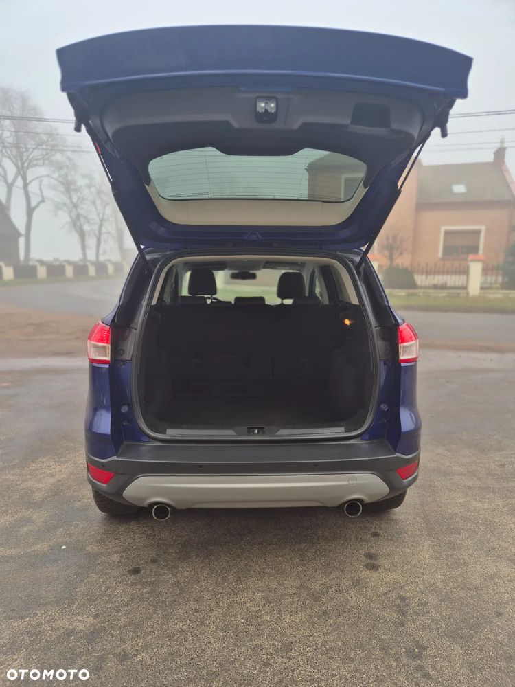 Ford Kuga 1.6 EcoBoost 2x4 Titanium - 9