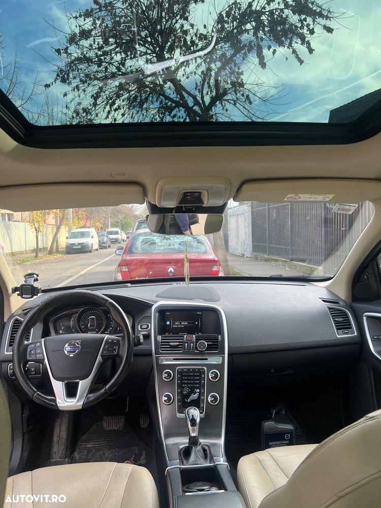 Volvo XC 60 T5AWD R-Design - 2