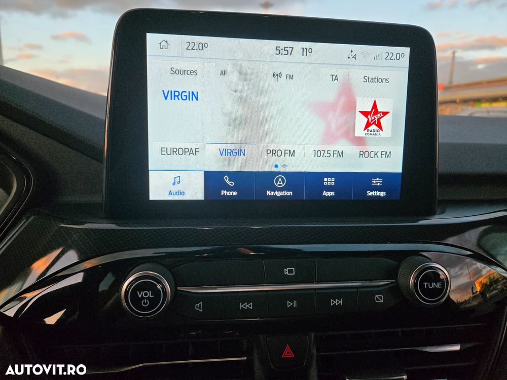Ford Kuga 2.5 Duratec PHEV ST-LINE X - 18