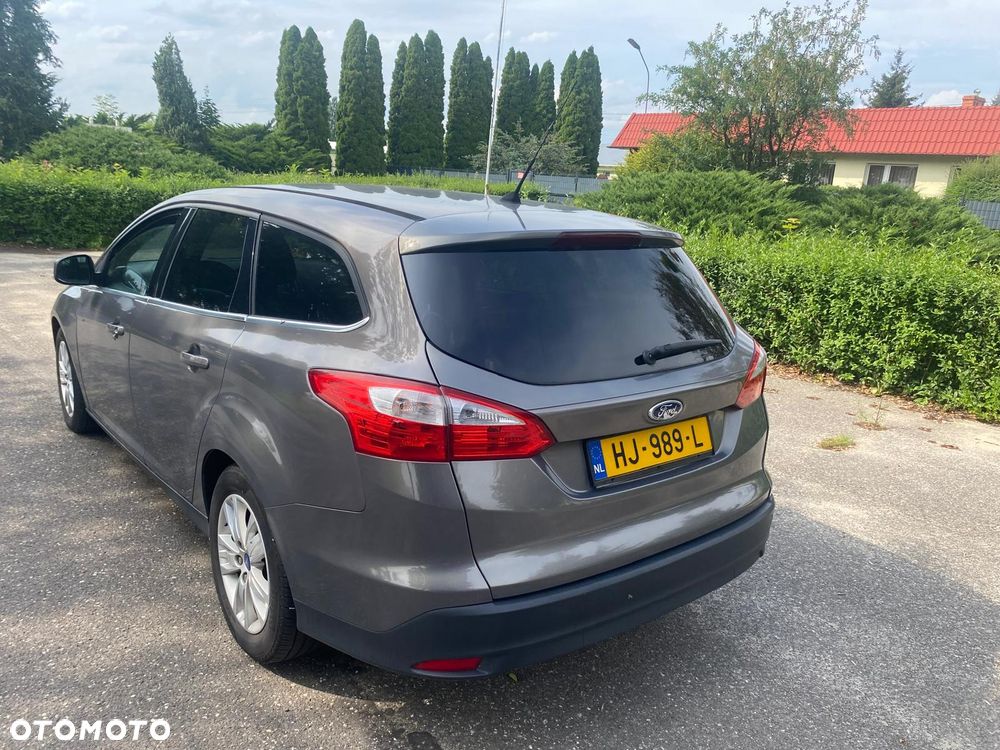 Ford Focus - 8