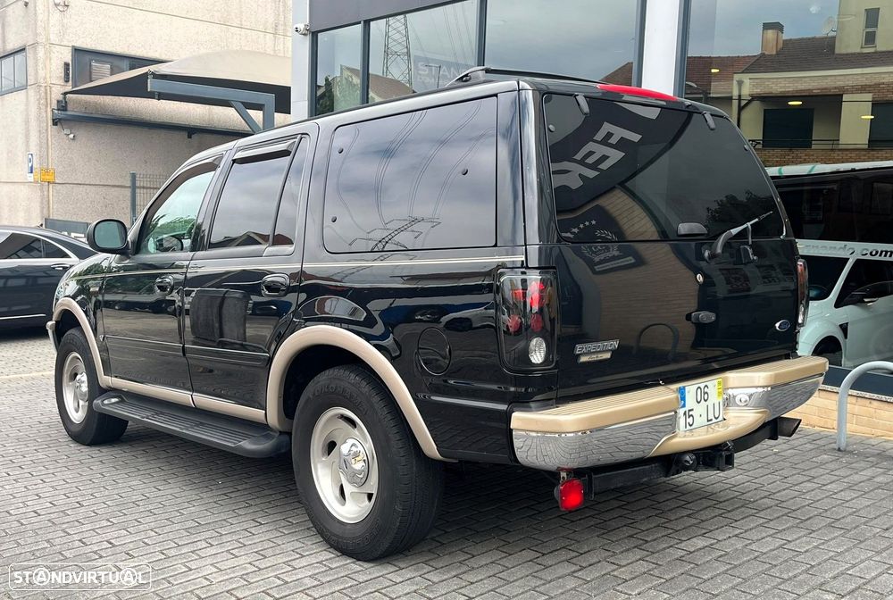 Ford Expedition - 4