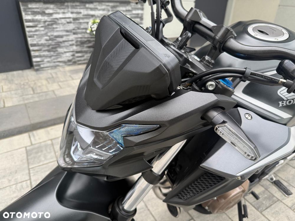 Honda CB - 9
