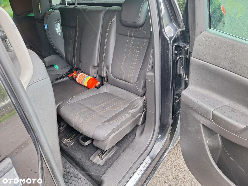 Opel Meriva - 11