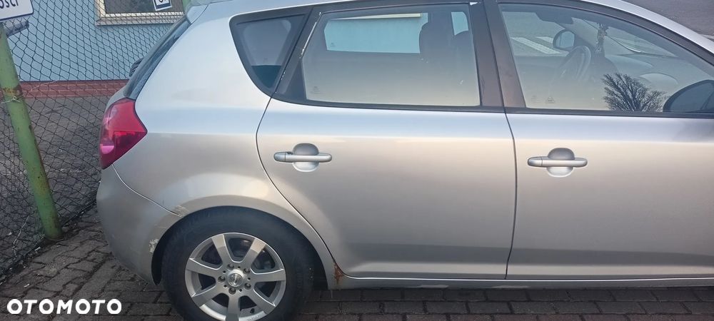 Kia Ceed 1.4 Comfort + - 4