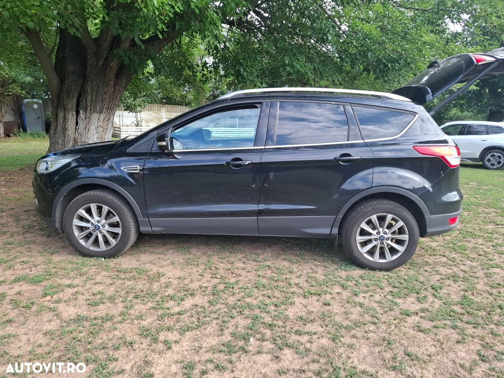 Ford Kuga 2.0 TDCi 4WD Titanium - 4