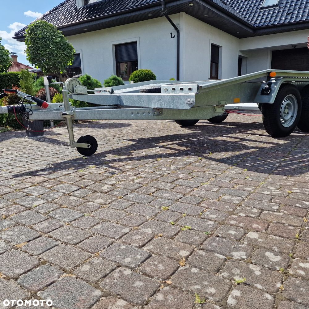 Weekend W350A LAWETA - 6