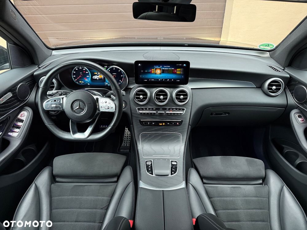 Mercedes-Benz GLC 220 d 4Matic 9G-TRONIC AMG Line - 21